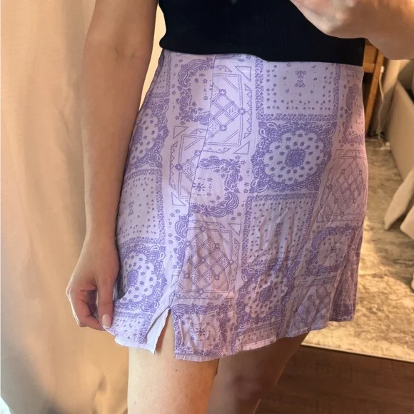 Lavender Purple Patterned Women's Casual Skirt - Picture 6 of 9